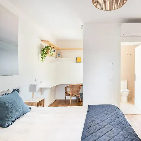 Cosy Retreat With Private Hot Tub Appartement Cascais